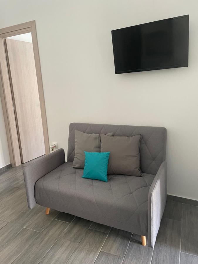 Juli'S Suites Merichas Luaran gambar